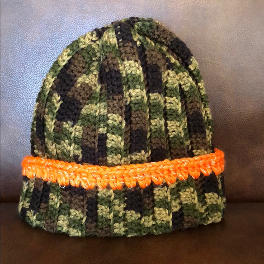 Hunting camouflage beanie hat camo with orange reflective yarn handmade #M-100 - Picture 5 of 7
